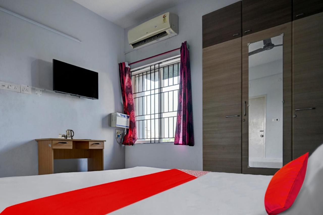 Live As Chn727 Hotel Guduvancheri Exterior photo