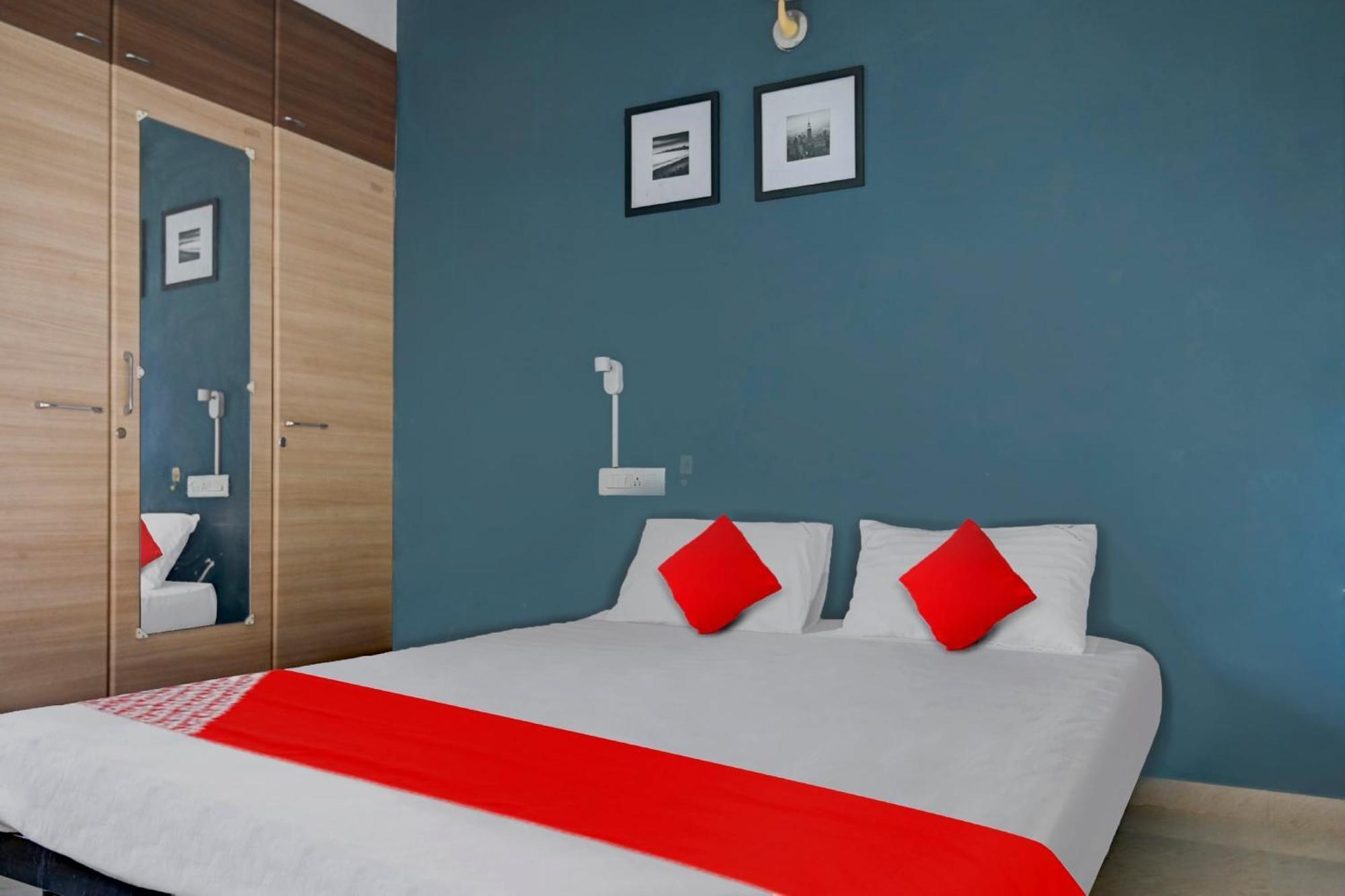 Live As Chn727 Hotel Guduvancheri Exterior photo
